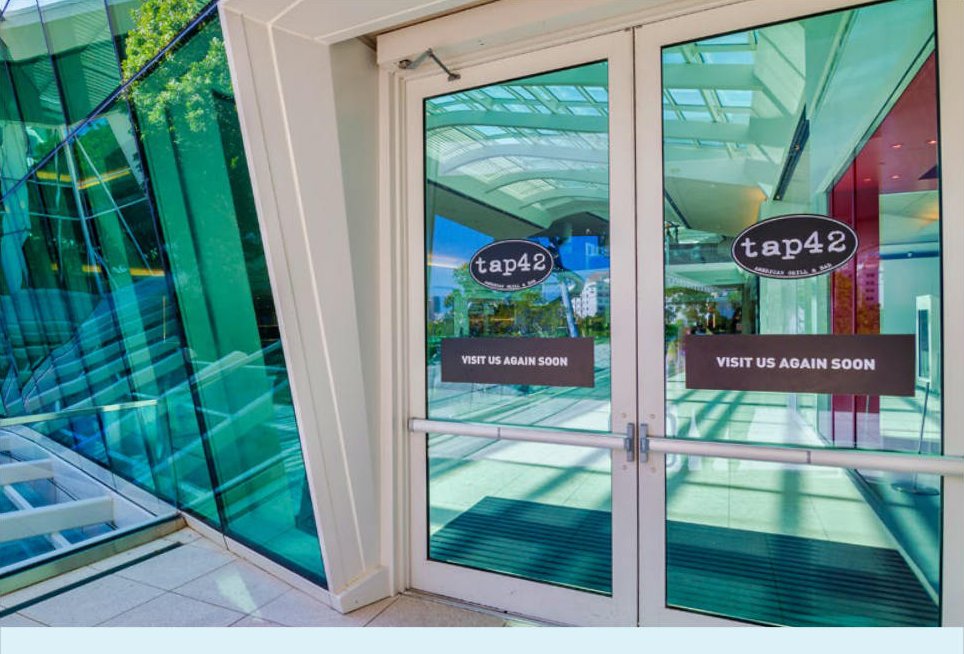 MG-500 Impact Commercial Door